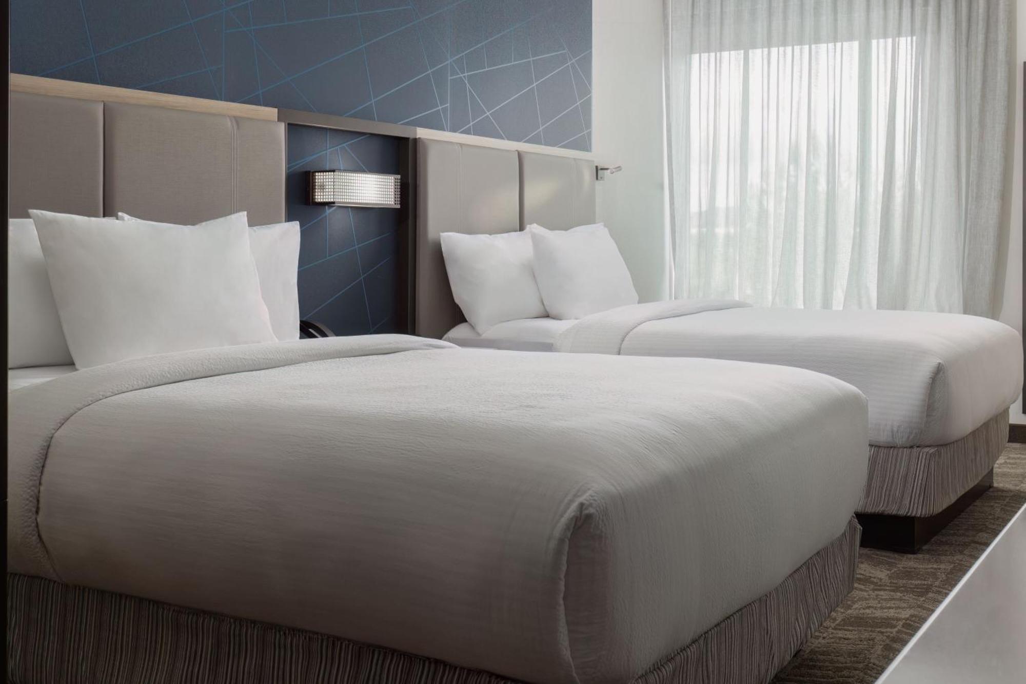 Springhill Suites By Marriott Pleasanton Extérieur photo