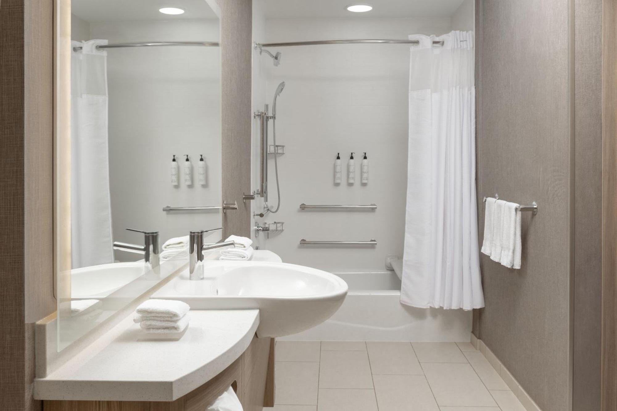 Springhill Suites By Marriott Pleasanton Extérieur photo